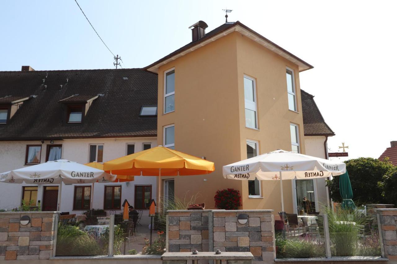 Gasthof Zum Kreuz นอยเอนบวร์ก อัม ไรน์ ภายนอก รูปภาพ